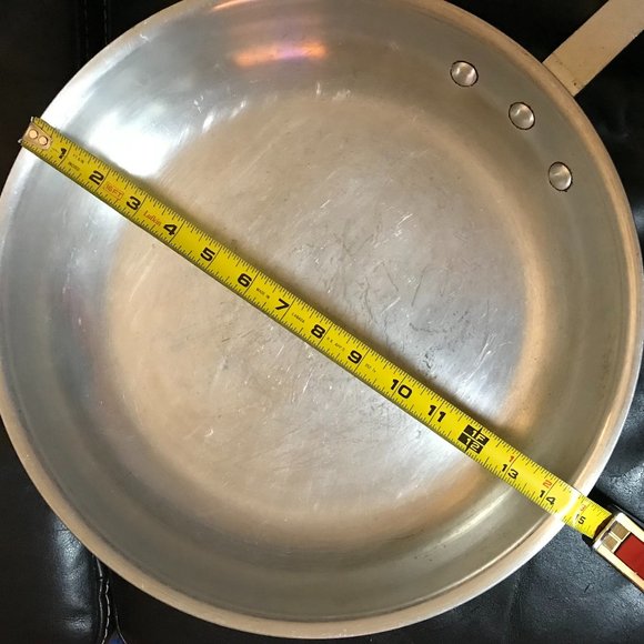Wear-ever JUMBO 14" aluminum fry pan 16023 - Picture 5 of 5
